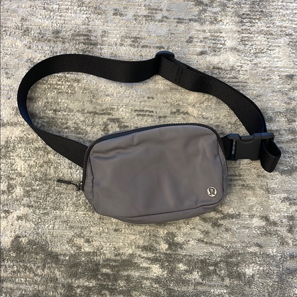 lululemon athletica Gray/purple Belt Bag